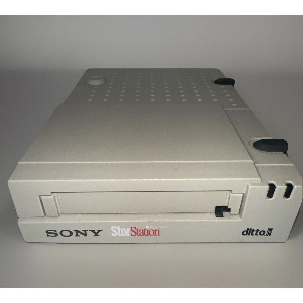 Sony Storestation IOmega Ditto 2GB PPT Tape Drive external IO2000-PX W/ Cable
